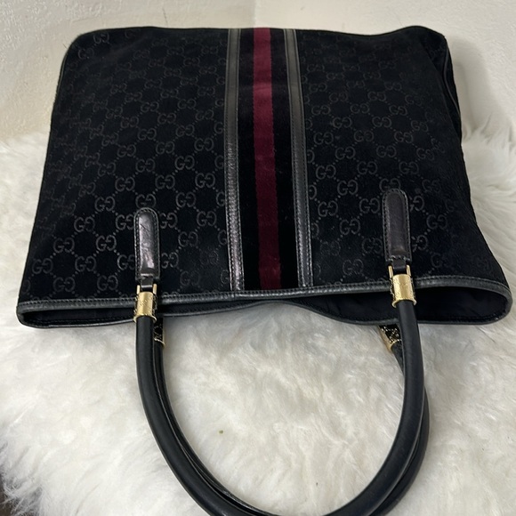 💯Authentic Gucci Tote with Cherryline Handbag🍀 - Picture 14 of 16